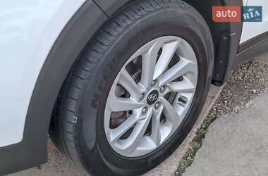 Внедорожник / Кроссовер Hyundai Tucson 2017 в 
