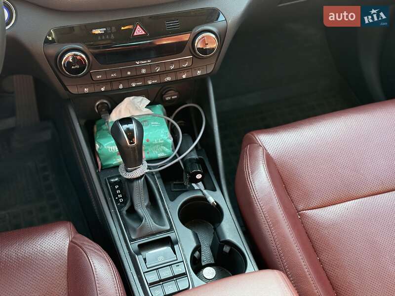 Внедорожник / Кроссовер Hyundai Tucson 2016 в Одессе