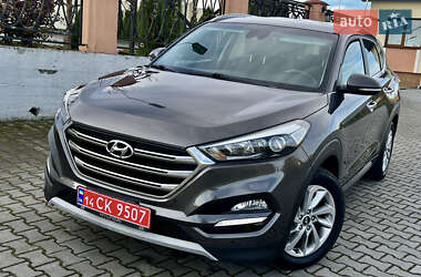 Внедорожник / Кроссовер Hyundai Tucson 2017 в 