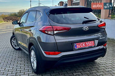 Внедорожник / Кроссовер Hyundai Tucson 2017 в 
