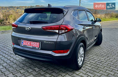 Внедорожник / Кроссовер Hyundai Tucson 2017 в 