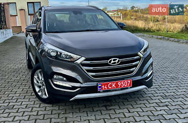Внедорожник / Кроссовер Hyundai Tucson 2017 в 