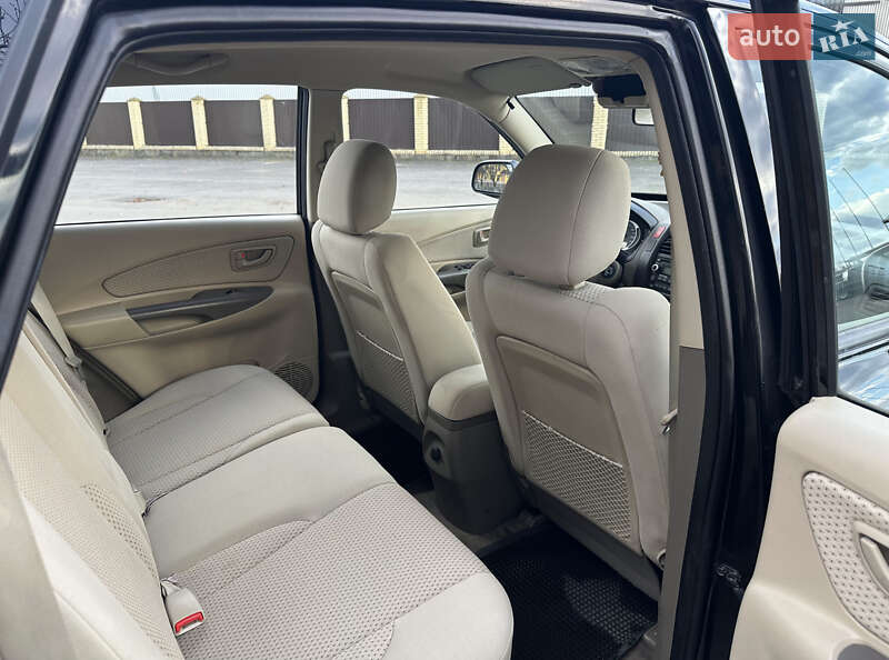 Позашляховик / Кросовер Hyundai Tucson 2009 в Брошневі-Облозі фото 16 Позашляховик / Кросовер Hyundai Tucson 2009 в Брошневі-Облозі