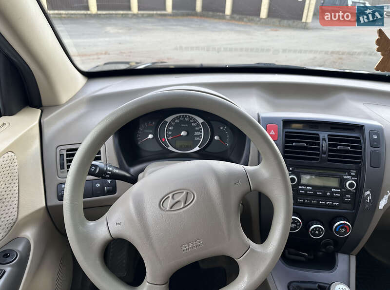 Позашляховик / Кросовер Hyundai Tucson 2009 в Брошневі-Облозі фото 23 Позашляховик / Кросовер Hyundai Tucson 2009 в Брошневі-Облозі