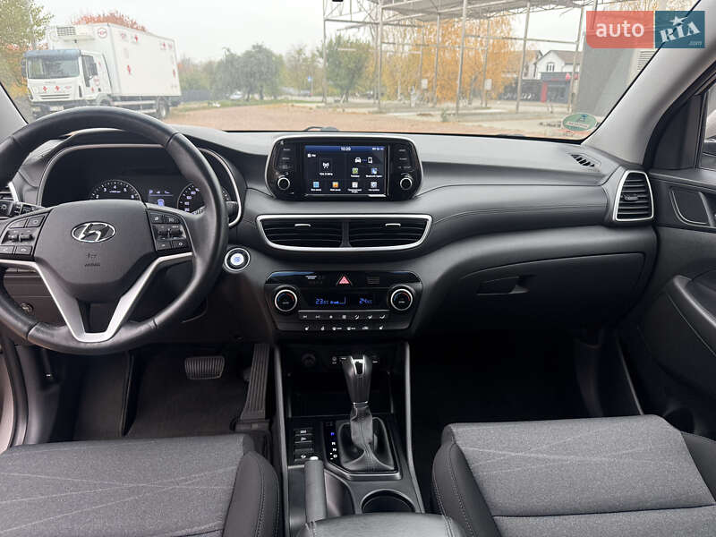 Внедорожник / Кроссовер Hyundai Tucson 2019 в Киеве фото 14 Внедорожник / Кроссовер Hyundai Tucson 2019 в Киеве