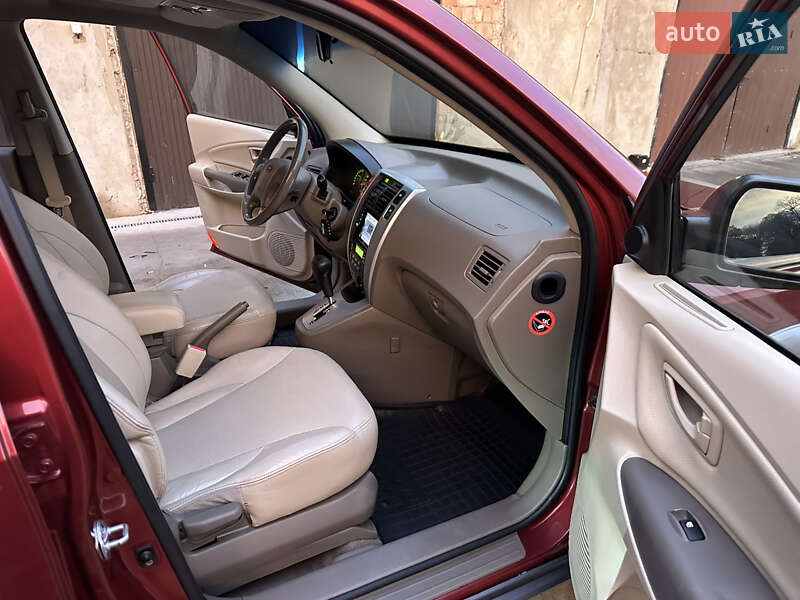 Внедорожник / Кроссовер Hyundai Tucson 2008 в Черновцах