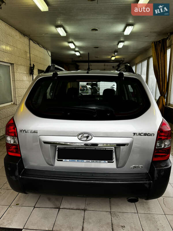 Позашляховик / Кросовер Hyundai Tucson 2013 в Києві фото 25 Позашляховик / Кросовер Hyundai Tucson 2013 в Києві