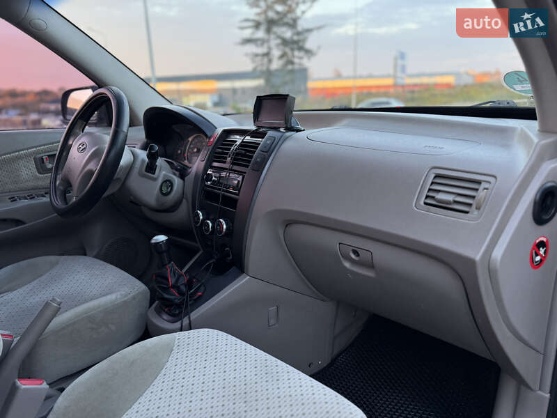 Внедорожник / Кроссовер Hyundai Tucson 2004 в Тернополе фото 28 Внедорожник / Кроссовер Hyundai Tucson 2004 в Тернополе
