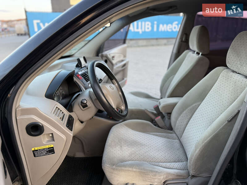 Внедорожник / Кроссовер Hyundai Tucson 2004 в Тернополе фото 31 Внедорожник / Кроссовер Hyundai Tucson 2004 в Тернополе