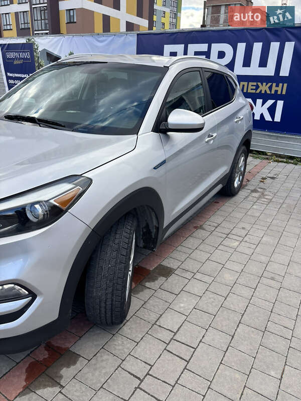 Внедорожник / Кроссовер Hyundai Tucson 2018 в Тернополе