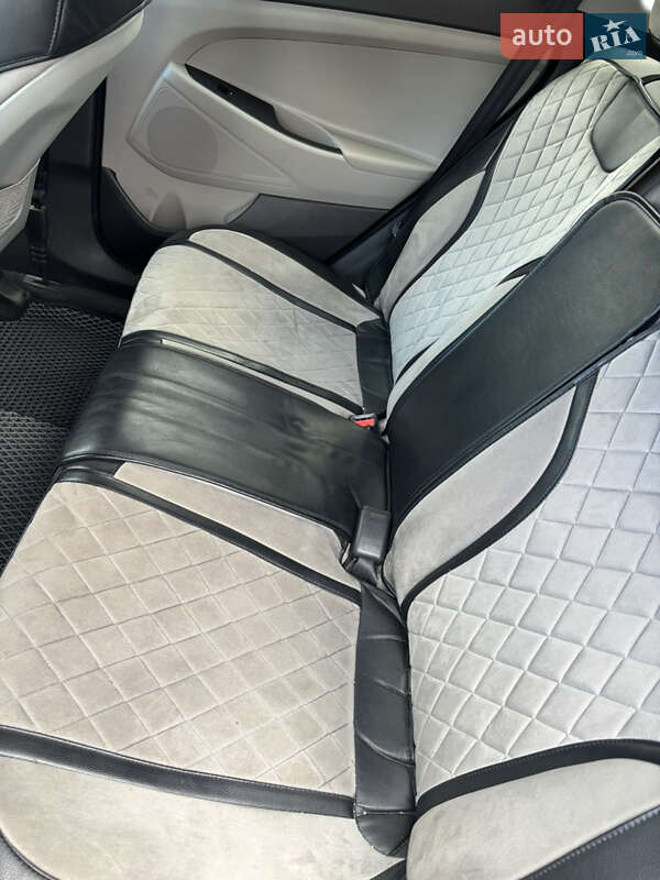 Внедорожник / Кроссовер Hyundai Tucson 2018 в Тернополе