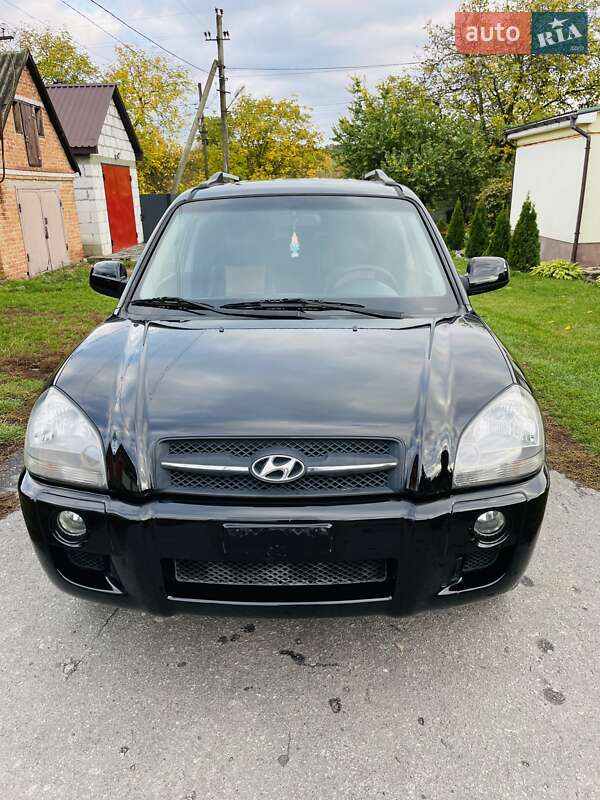 Внедорожник / Кроссовер Hyundai Tucson 2005 в Хороле фото 2 Внедорожник / Кроссовер Hyundai Tucson 2005 в Хороле
