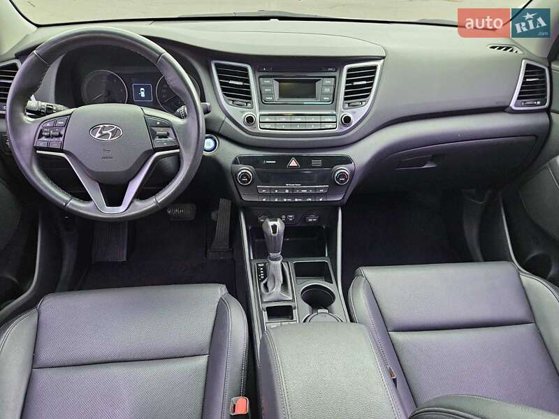 Позашляховик / Кросовер Hyundai Tucson 2015 в Дніпрі