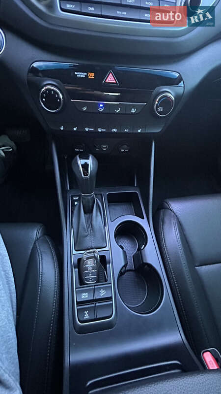 Внедорожник / Кроссовер Hyundai Tucson 2018 в Киеве фото 14 Внедорожник / Кроссовер Hyundai Tucson 2018 в Киеве