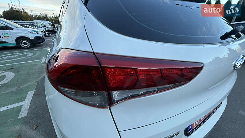 Внедорожник / Кроссовер Hyundai Tucson 2018 в Киеве фото 17 Внедорожник / Кроссовер Hyundai Tucson 2018 в Киеве