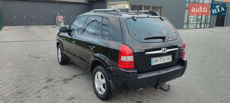 Внедорожник / Кроссовер Hyundai Tucson 2007 в Звягеле фото 5 Внедорожник / Кроссовер Hyundai Tucson 2007 в Звягеле