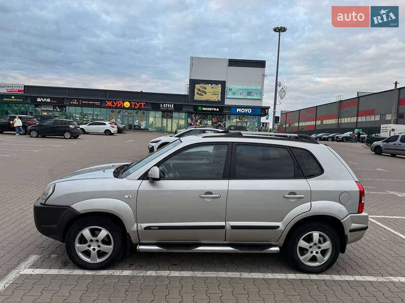 Внедорожник / Кроссовер Hyundai Tucson 2007 в Софиевской Борщаговке