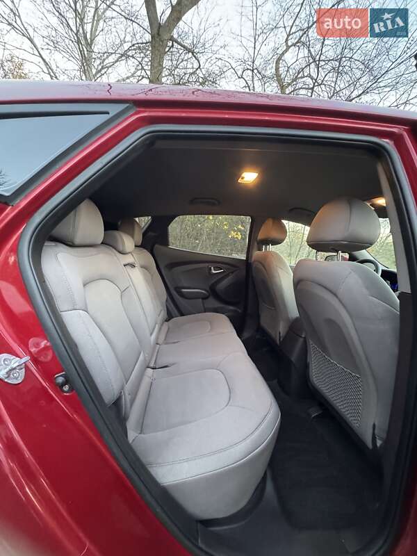 Внедорожник / Кроссовер Hyundai Tucson 2015 в Белой Церкви