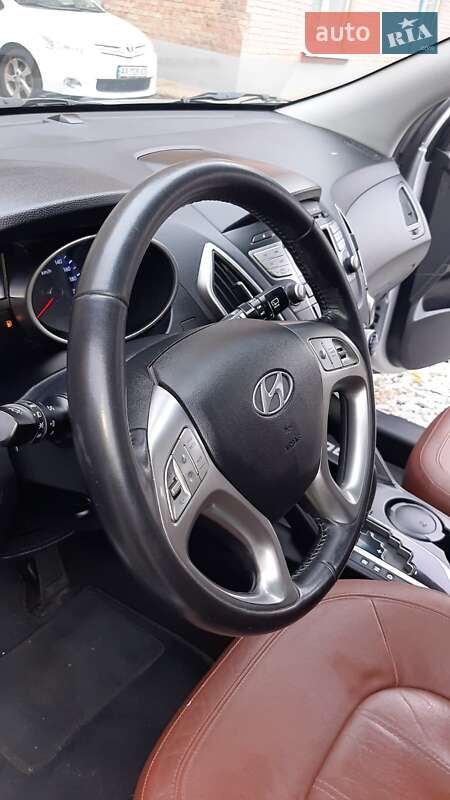 Позашляховик / Кросовер Hyundai Tucson 2010 в Києві фото 6 Позашляховик / Кросовер Hyundai Tucson 2010 в Києві