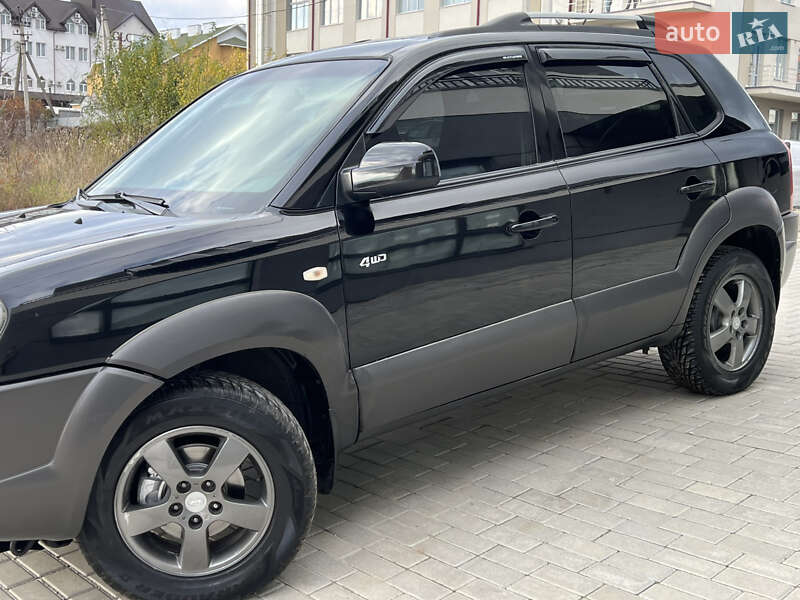 Позашляховик / Кросовер Hyundai Tucson 2006 в Тернополі фото 8 Позашляховик / Кросовер Hyundai Tucson 2006 в Тернополі