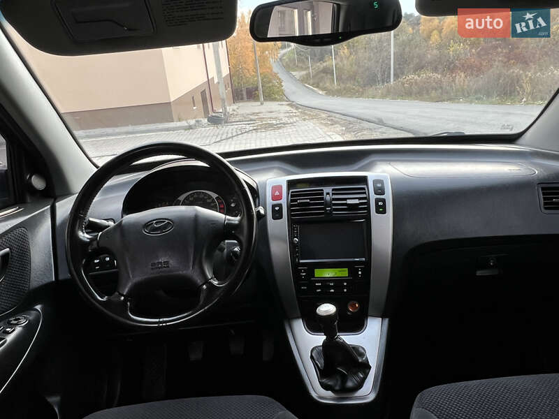 Позашляховик / Кросовер Hyundai Tucson 2006 в Тернополі фото 45 Позашляховик / Кросовер Hyundai Tucson 2006 в Тернополі