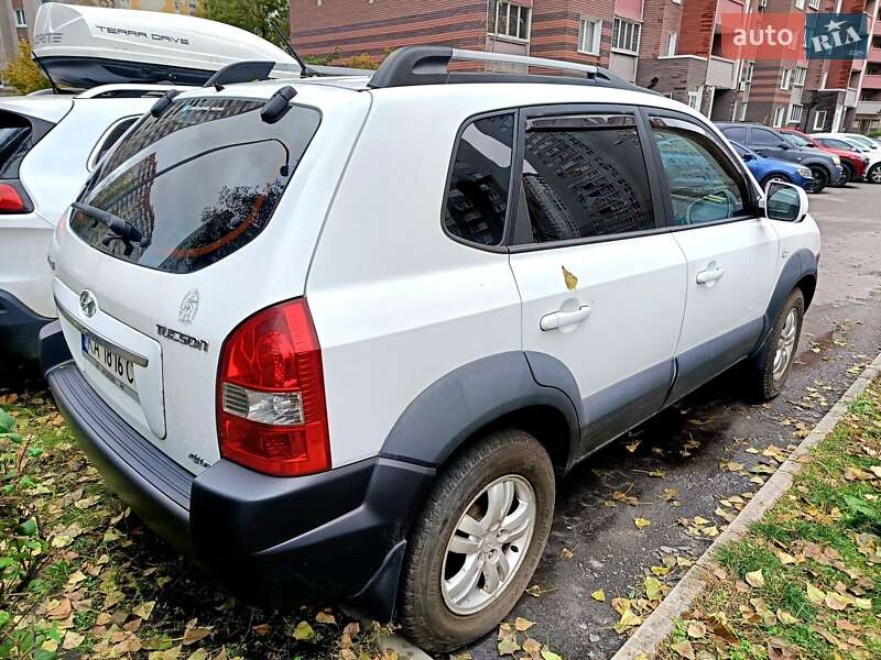 Внедорожник / Кроссовер Hyundai Tucson 2012 в Киеве