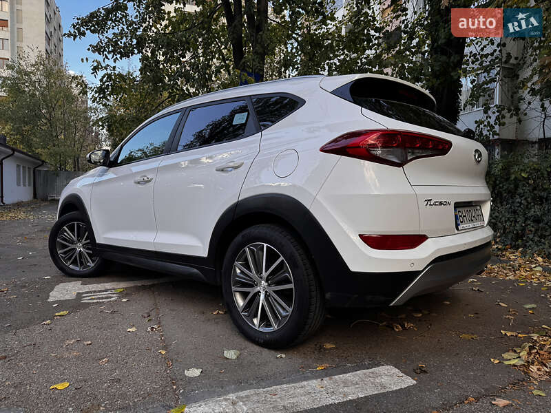 Внедорожник / Кроссовер Hyundai Tucson 2016 в Одессе фото 4 Внедорожник / Кроссовер Hyundai Tucson 2016 в Одессе