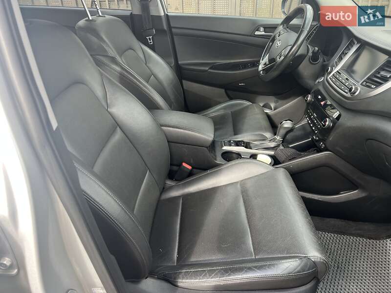Внедорожник / Кроссовер Hyundai Tucson 2017 в Ивано-Франковске фото 8 Внедорожник / Кроссовер Hyundai Tucson 2017 в Ивано-Франковске