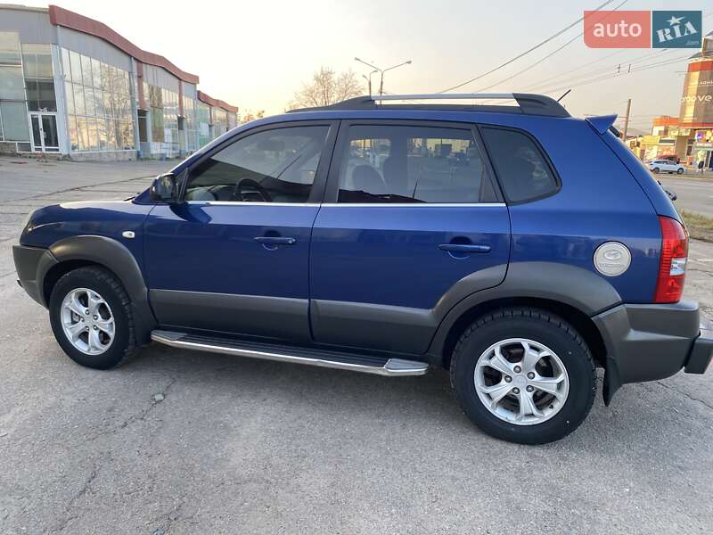 Внедорожник / Кроссовер Hyundai Tucson 2010 в Харькове