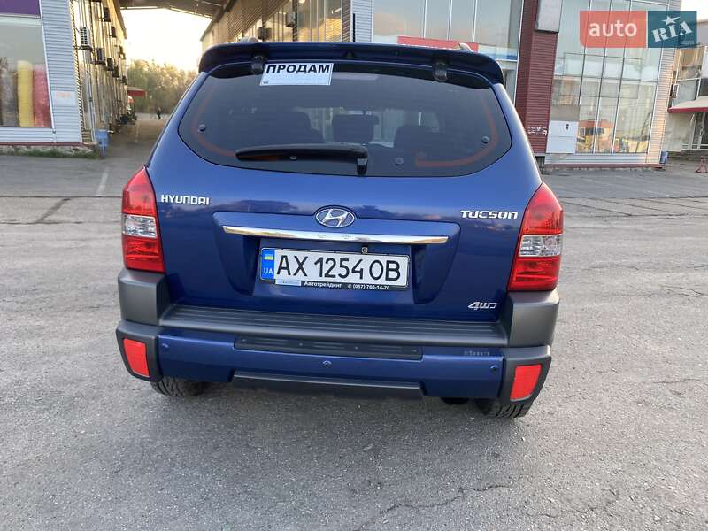 Внедорожник / Кроссовер Hyundai Tucson 2010 в Харькове