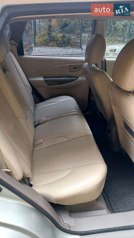 Позашляховик / Кросовер Hyundai Tucson 2008 в Києві фото 6 Позашляховик / Кросовер Hyundai Tucson 2008 в Києві