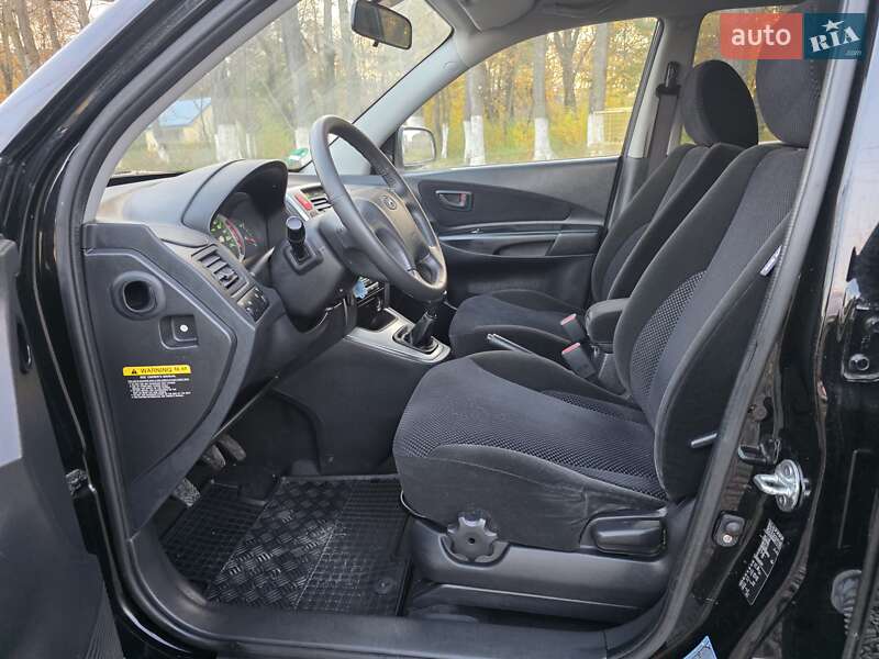 Внедорожник / Кроссовер Hyundai Tucson 2009 в Гусятине фото 32 Внедорожник / Кроссовер Hyundai Tucson 2009 в Гусятине