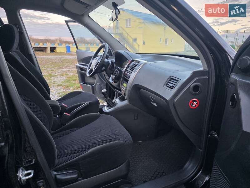 Внедорожник / Кроссовер Hyundai Tucson 2009 в Гусятине фото 40 Внедорожник / Кроссовер Hyundai Tucson 2009 в Гусятине