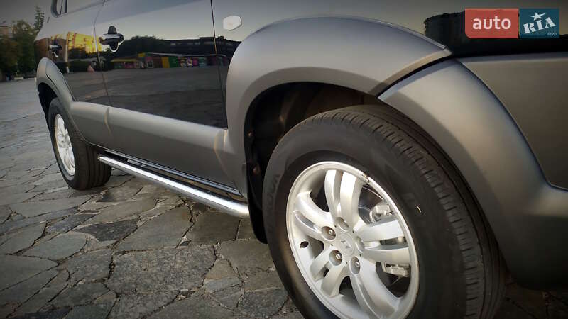 Внедорожник / Кроссовер Hyundai Tucson 2007 в Кременчуге
