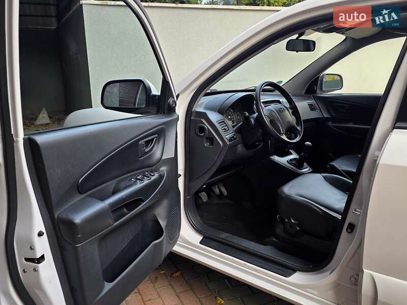 Внедорожник / Кроссовер Hyundai Tucson 2009 в Тернополе фото 17 Внедорожник / Кроссовер Hyundai Tucson 2009 в Тернополе