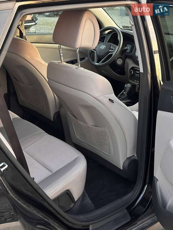 Внедорожник / Кроссовер Hyundai Tucson 2016 в Львове