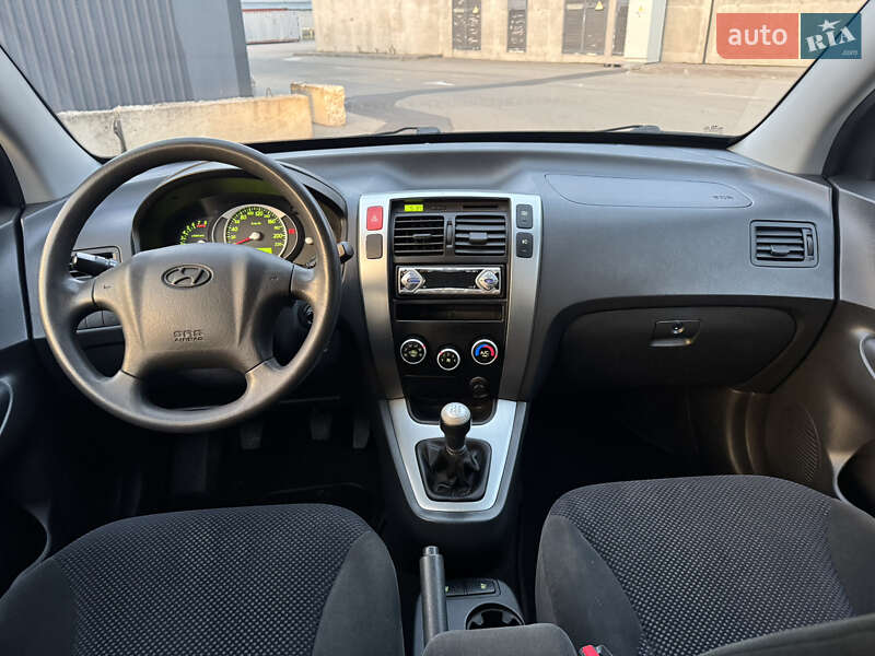 Позашляховик / Кросовер Hyundai Tucson 2009 в Києві