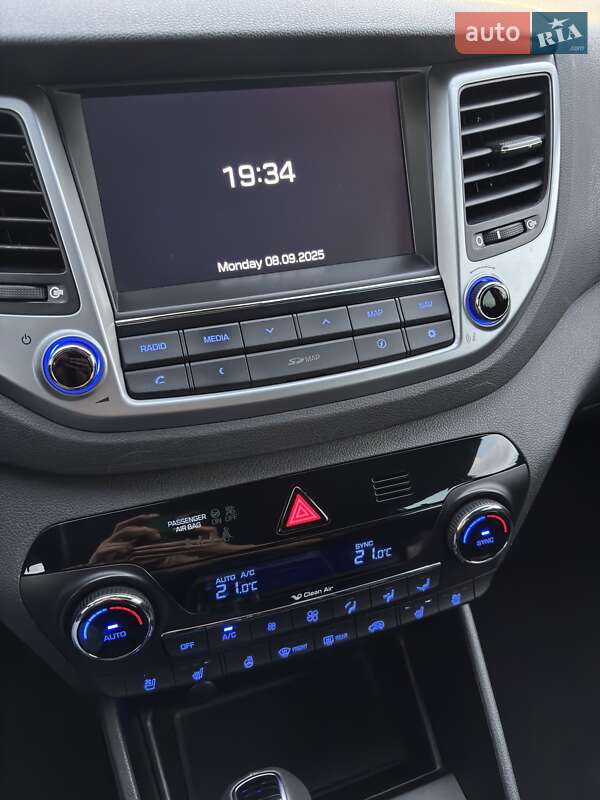 Внедорожник / Кроссовер Hyundai Tucson 2016 в Киеве фото 27 Внедорожник / Кроссовер Hyundai Tucson 2016 в Киеве