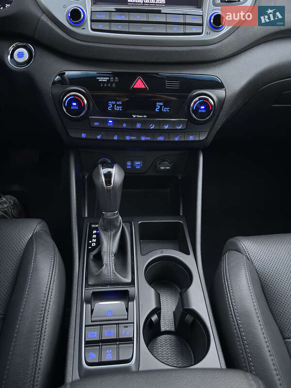 Внедорожник / Кроссовер Hyundai Tucson 2016 в Киеве фото 31 Внедорожник / Кроссовер Hyundai Tucson 2016 в Киеве