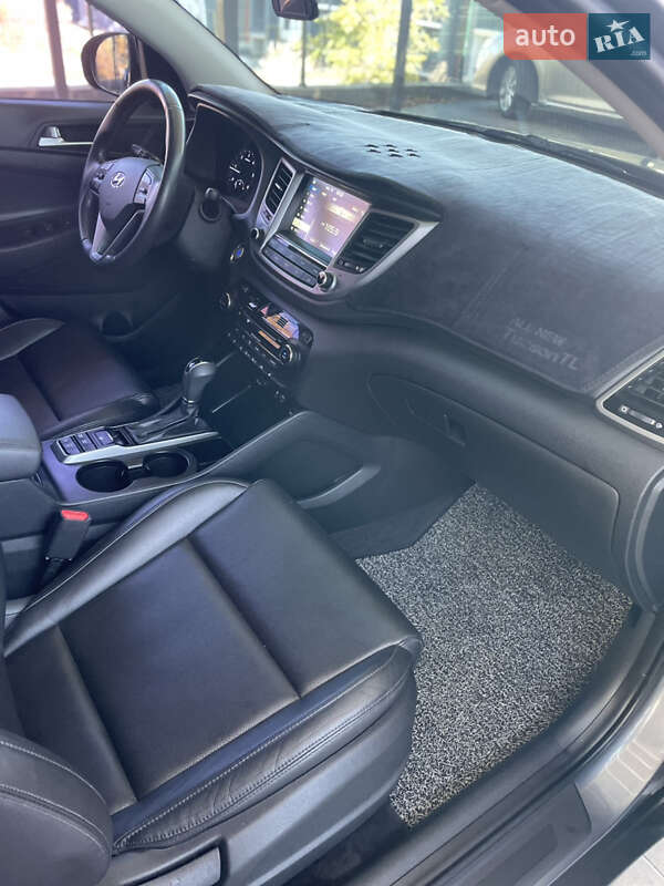 Внедорожник / Кроссовер Hyundai Tucson 2015 в Виннице фото 28 Внедорожник / Кроссовер Hyundai Tucson 2015 в Виннице