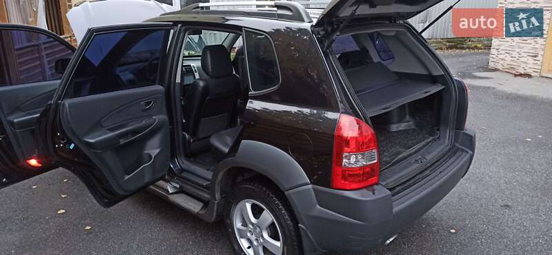 Внедорожник / Кроссовер Hyundai Tucson 2008 в Харькове фото 14 Внедорожник / Кроссовер Hyundai Tucson 2008 в Харькове