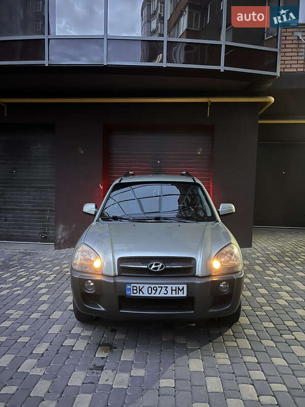 Внедорожник / Кроссовер Hyundai Tucson 2005 в Виннице фото Внедорожник / Кроссовер Hyundai Tucson 2005 в Виннице