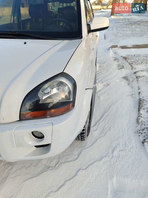 Внедорожник / Кроссовер Hyundai Tucson 2008 в Николаеве