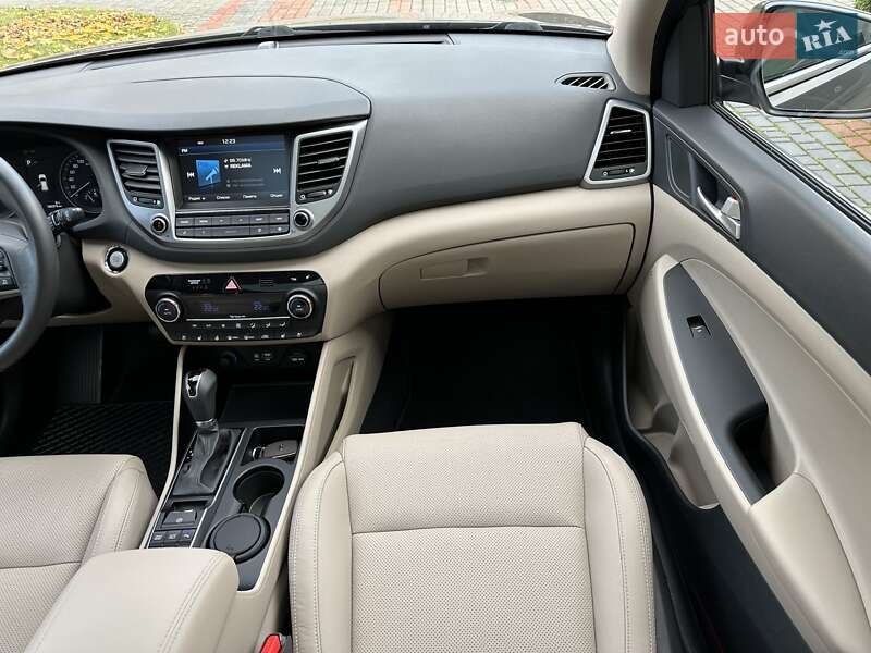 Внедорожник / Кроссовер Hyundai Tucson 2016 в Луцке
