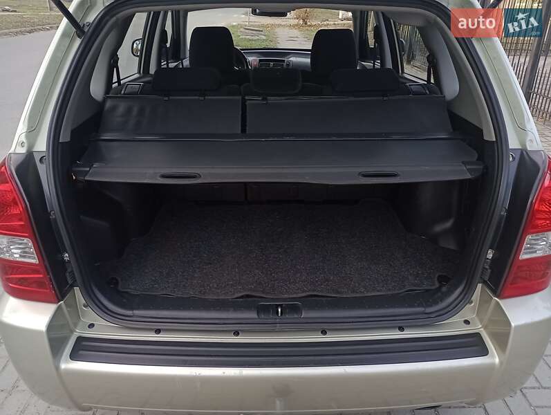 Внедорожник / Кроссовер Hyundai Tucson 2007 в Запорожье