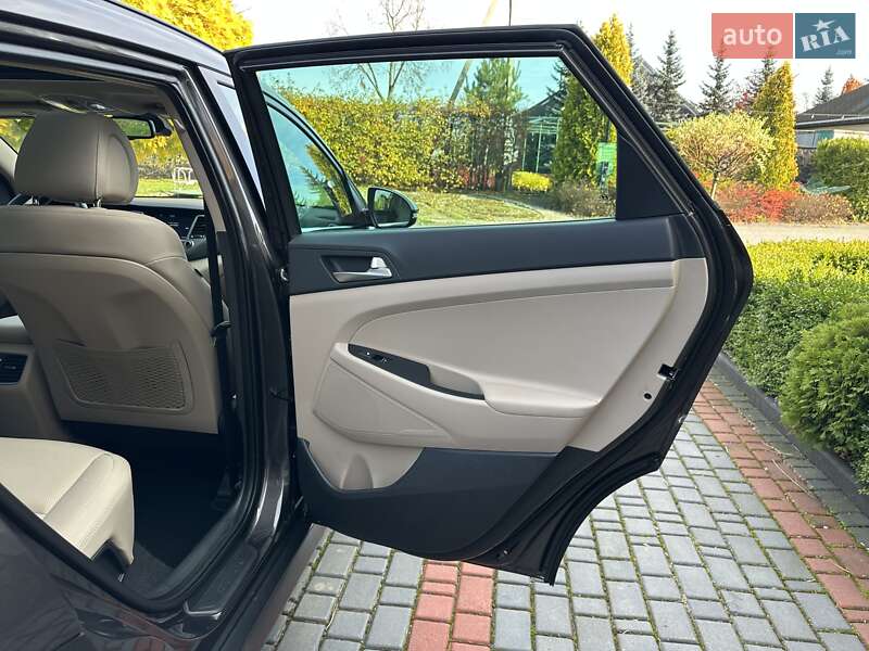 Внедорожник / Кроссовер Hyundai Tucson 2016 в Луцке