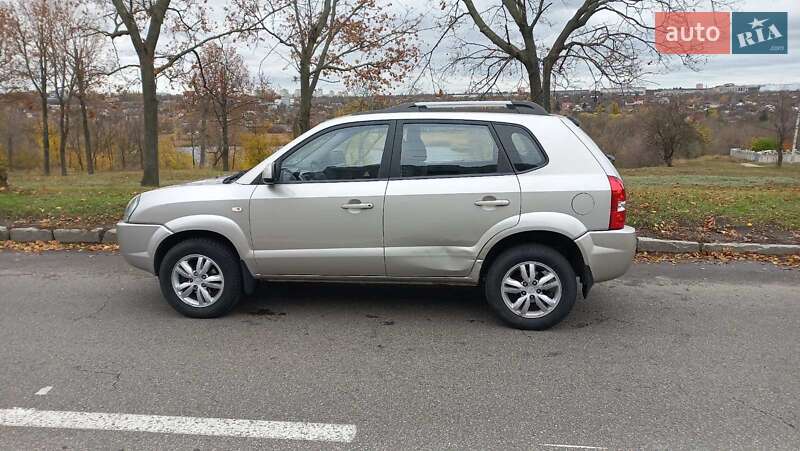 Внедорожник / Кроссовер Hyundai Tucson 2007 в Харькове фото 9 Внедорожник / Кроссовер Hyundai Tucson 2007 в Харькове
