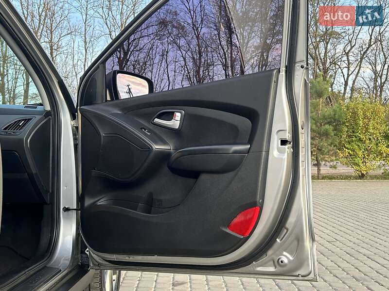 Позашляховик / Кросовер Hyundai Tucson 2014 в Тернополі