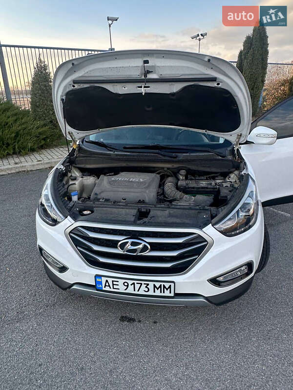Внедорожник / Кроссовер Hyundai Tucson 2014 в Новомосковске фото 37 Внедорожник / Кроссовер Hyundai Tucson 2014 в Новомосковске