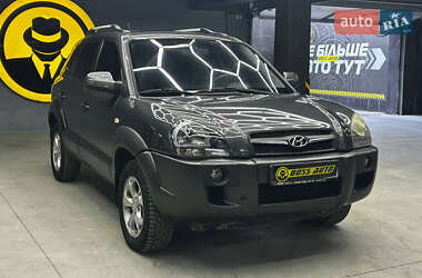 Внедорожник / Кроссовер Hyundai Tucson 2009 в Черновцах